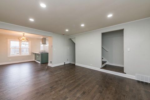 Tiny photo for 308 W Greenwood Avenue, Waukegan, IL 60087 (MLS # 12524123)