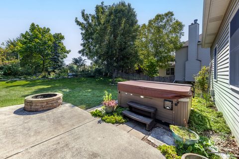Tiny photo for 1716 South Court, Batavia, IL 60510 (MLS # 12467112)