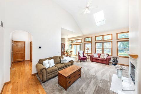Tiny photo for 1716 South Court, Batavia, IL 60510 (MLS # 12467112)