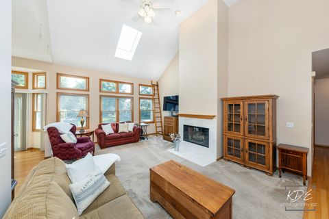 Tiny photo for 1716 South Court, Batavia, IL 60510 (MLS # 12467112)