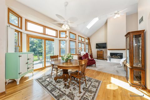 Tiny photo for 1716 South Court, Batavia, IL 60510 (MLS # 12467112)