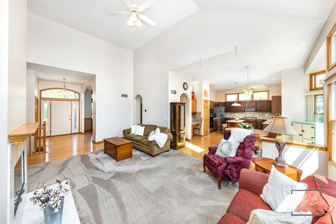 Tiny photo for 1716 South Court, Batavia, IL 60510 (MLS # 12467112)