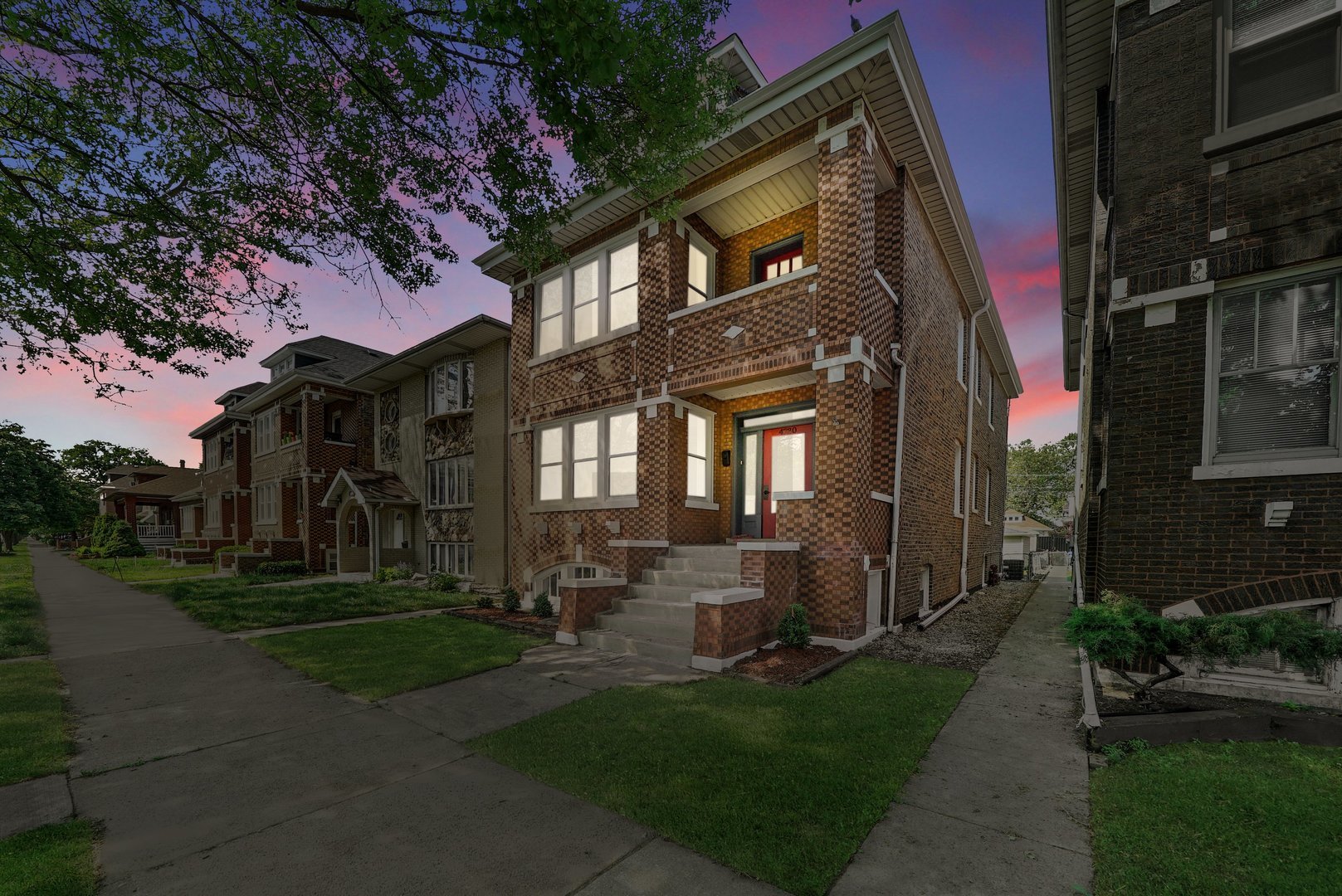 Photo 1 of 17 — 4730 S Komensky Avenue, Chicago, IL 60632