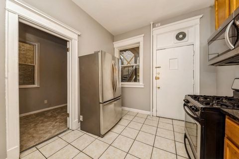 Tiny photo for 5340 S Greenwood Avenue #1, Chicago, IL 60615 (MLS # 12594047)