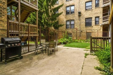 Tiny photo for 5340 S Greenwood Avenue #1, Chicago, IL 60615 (MLS # 12594047)