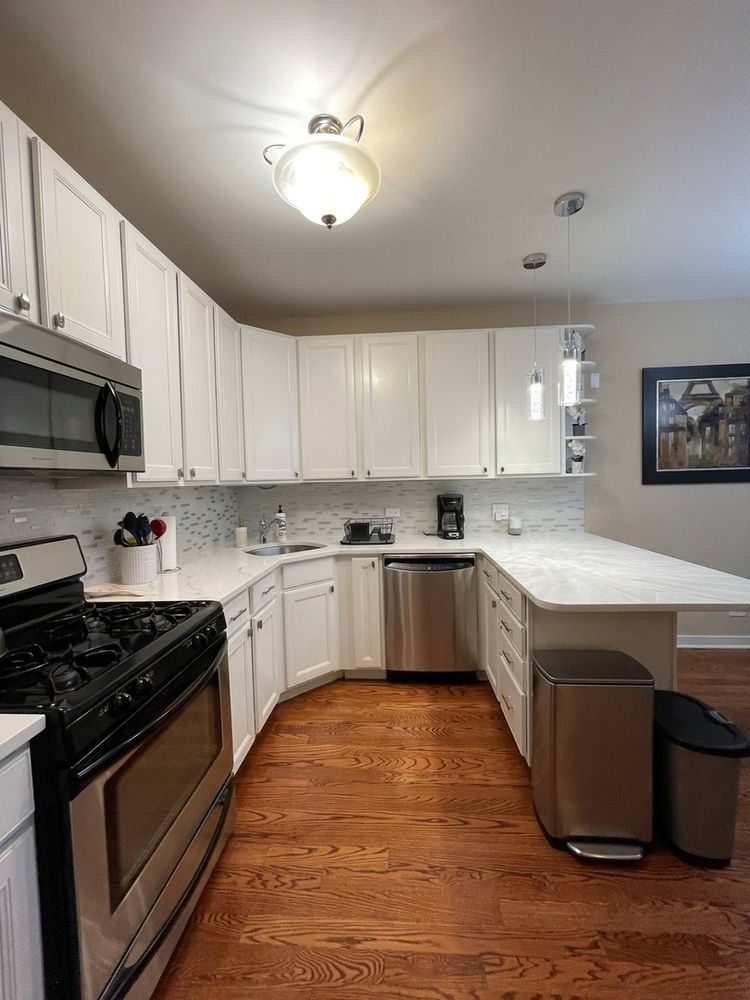 815 W Newport Avenue 1-P-2