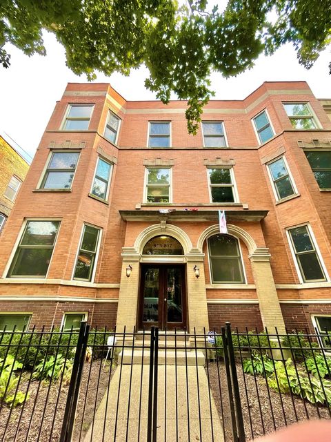 815 W Newport Avenue 1-P-2 Chicago IL 60657