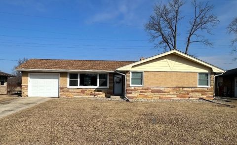 Tiny photo for 1708 Root St, Crest Hill, IL 60403 (MLS # 12569468)