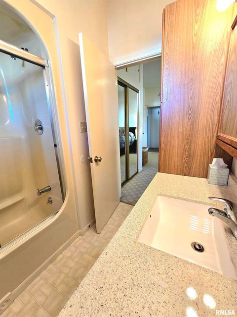 Tiny photo for 1711 W CHERRY Street, Marion, IL 62959 (MLS # QC4269765)