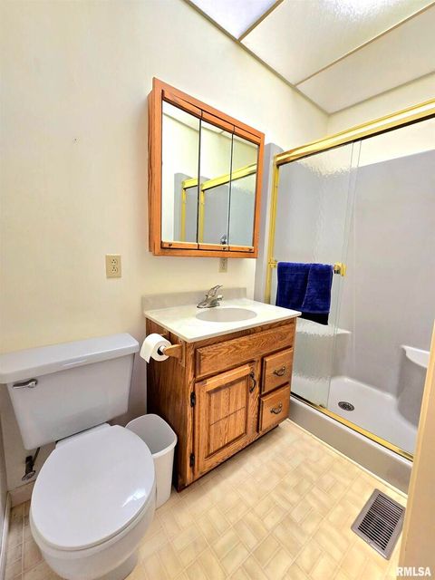 Tiny photo for 1711 W CHERRY Street, Marion, IL 62959 (MLS # QC4269765)