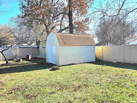 Tiny photo for 1711 W CHERRY Street, Marion, IL 62959 (MLS # QC4269765)