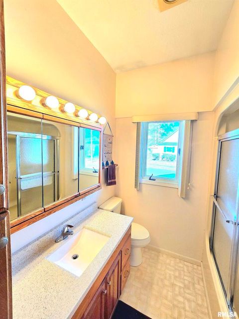 Tiny photo for 1711 W CHERRY Street, Marion, IL 62959 (MLS # QC4269765)