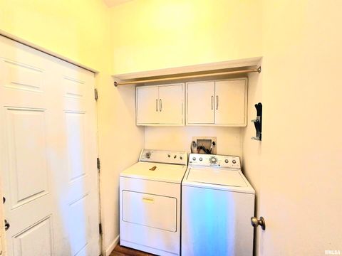 Tiny photo for 1711 W CHERRY Street, Marion, IL 62959 (MLS # QC4269765)