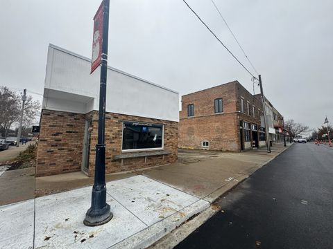 126 Walnut Street Washington IL 61571