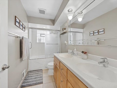Tiny photo for 209 Murray Drive, Wood Dale, IL 60191 (MLS # 12743615)
