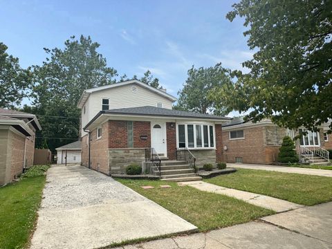 Photo of 4245 W 78th Street, Chicago, IL 60652 (MLS # 12521247)