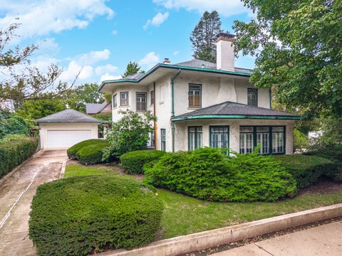 Photo of 100 N Walnut Street, Pontiac, IL 61764 (MLS # 12756139)