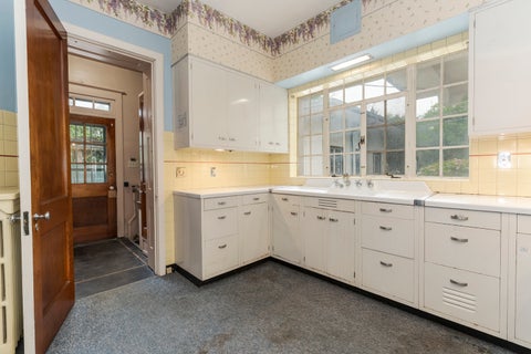 Tiny photo for 100 N Walnut Street, Pontiac, IL 61764 (MLS # 12756139)