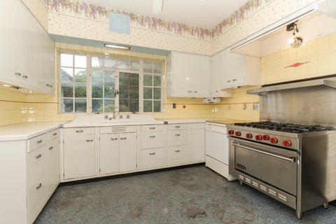 Tiny photo for 100 N Walnut Street, Pontiac, IL 61764 (MLS # 12756139)