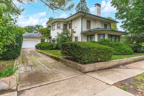 Tiny photo for 100 N Walnut Street, Pontiac, IL 61764 (MLS # 12756139)