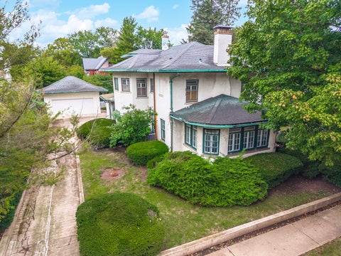 Tiny photo for 100 N Walnut Street, Pontiac, IL 61764 (MLS # 12756139)