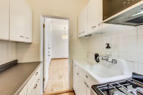 Tiny photo for 6101 N Sheridan Road #10E, Chicago, IL 60660 (MLS # 12419503)
