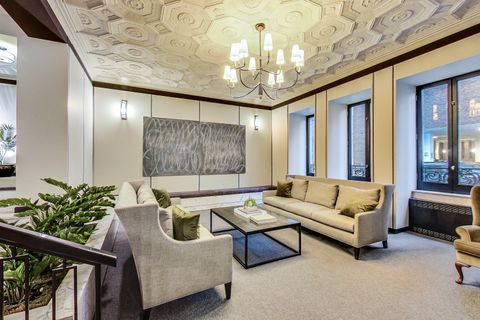 Tiny photo for 6101 N Sheridan Road #10E, Chicago, IL 60660 (MLS # 12419503)