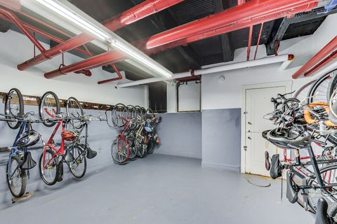 Tiny photo for 6101 N Sheridan Road #10E, Chicago, IL 60660 (MLS # 12419503)