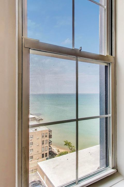 Tiny photo for 6101 N Sheridan Road #10E, Chicago, IL 60660 (MLS # 12419503)