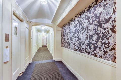 Tiny photo for 6101 N Sheridan Road #10E, Chicago, IL 60660 (MLS # 12419503)