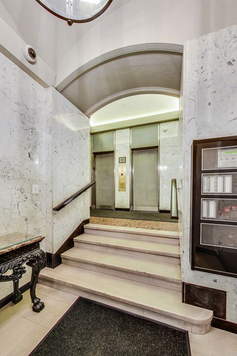 Tiny photo for 6101 N Sheridan Road #10E, Chicago, IL 60660 (MLS # 12419503)