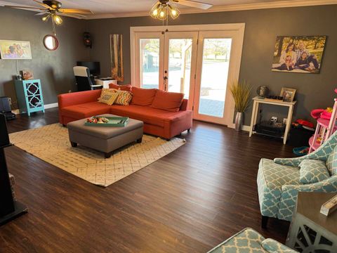 Tiny photo for 13645 Leisure Lane, Benton, IL 62812 (MLS # 100000585)