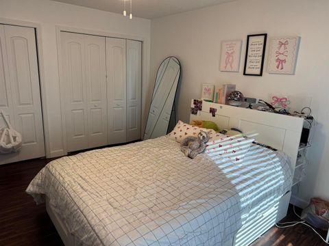 Tiny photo for 13645 Leisure Lane, Benton, IL 62812 (MLS # 100000585)