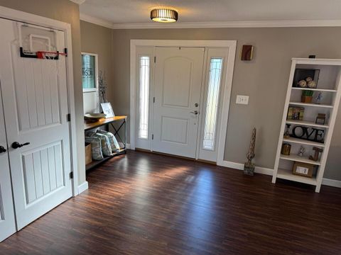 Tiny photo for 13645 Leisure Lane, Benton, IL 62812 (MLS # 100000585)