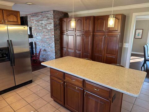 Tiny photo for 13645 Leisure Lane, Benton, IL 62812 (MLS # 100000585)