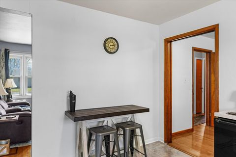 Tiny photo for 1105 Roselawn Street, Paxton, IL 60957 (MLS # 12588566)