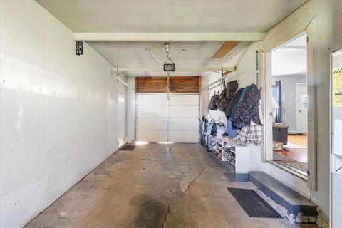 Tiny photo for 1105 Roselawn Street, Paxton, IL 60957 (MLS # 12588566)