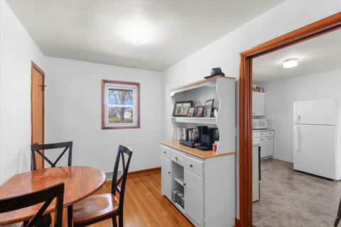 Tiny photo for 1105 Roselawn Street, Paxton, IL 60957 (MLS # 12588566)