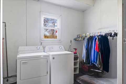 Tiny photo for 1105 Roselawn Street, Paxton, IL 60957 (MLS # 12588566)