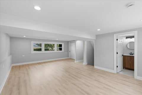Tiny photo for 37 E Weathersfield Way, Schaumburg, IL 60193 (MLS # 12708292)