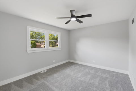 Tiny photo for 37 E Weathersfield Way, Schaumburg, IL 60193 (MLS # 12708292)