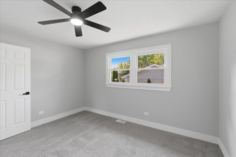 Tiny photo for 37 E Weathersfield Way, Schaumburg, IL 60193 (MLS # 12708292)