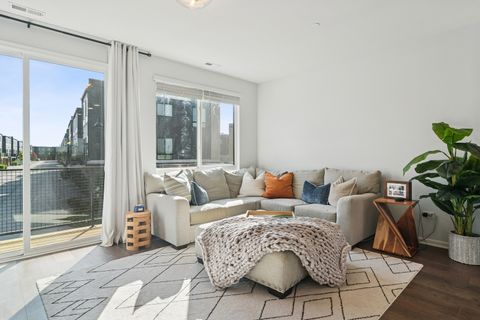 Tiny photo for 2347 Parkside Drive, Schaumburg, IL 60173 (MLS # 12495856)