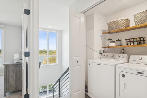 Tiny photo for 2347 Parkside Drive, Schaumburg, IL 60173 (MLS # 12495856)