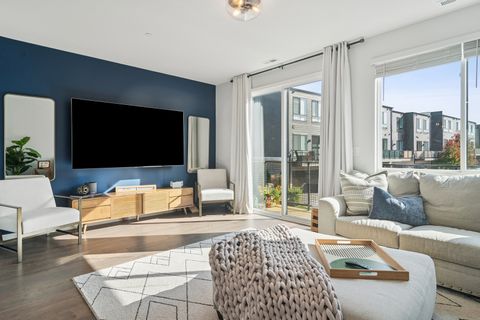 Tiny photo for 2347 Parkside Drive, Schaumburg, IL 60173 (MLS # 12495856)