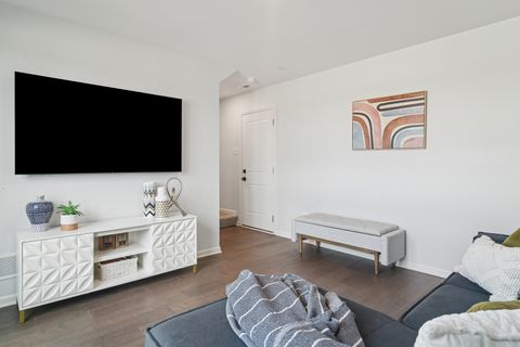 Tiny photo for 2347 Parkside Drive, Schaumburg, IL 60173 (MLS # 12495856)