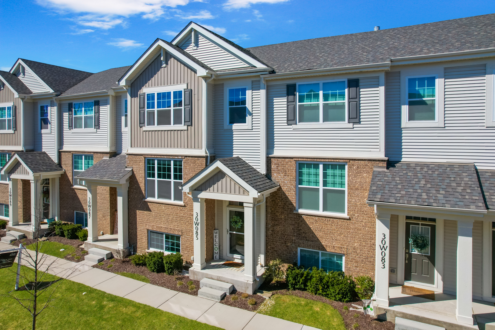 30w085 Brayman Court