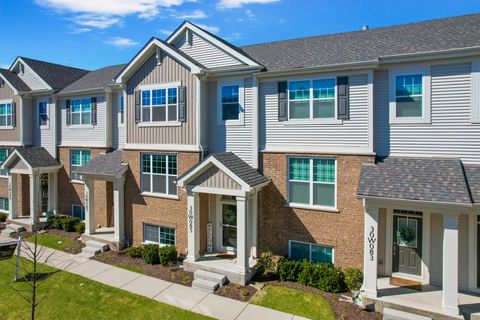 Tiny photo for 30w085 Brayman Court, Warrenville, IL 60563 (MLS # 12349542)