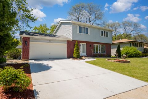 Tiny photo for 630 S Walnut Lane, Schaumburg, IL 60193 (MLS # 12474352)