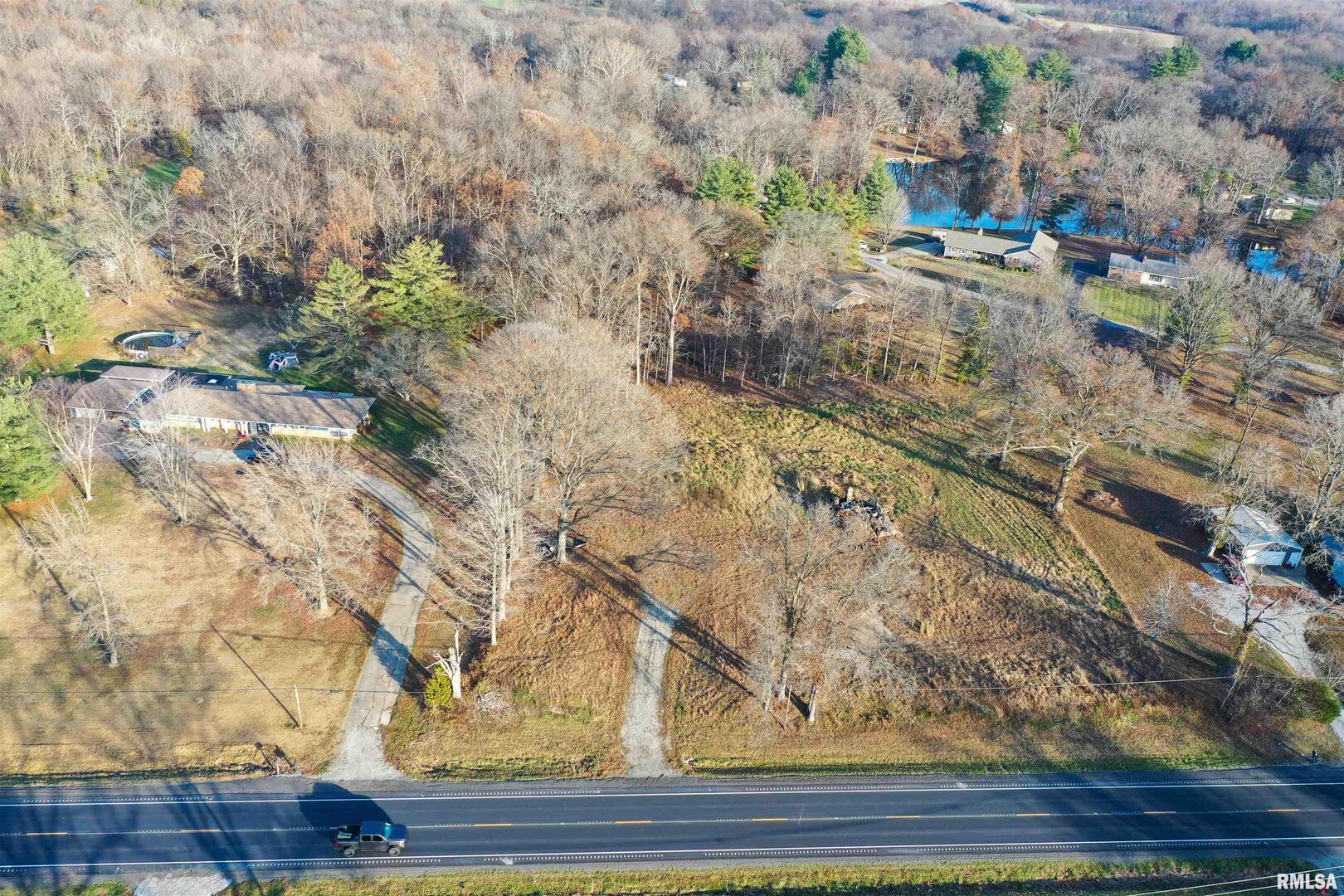 15752 N IL Hwy 37